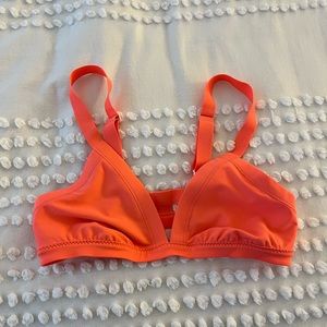 Lululemon swim top